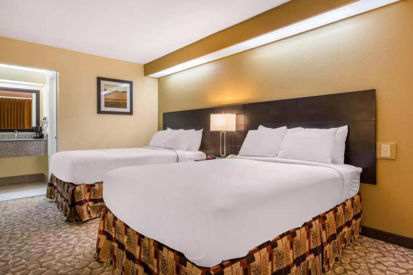 Hotel Ramada By Wyndham Santee I-95 Exterior foto